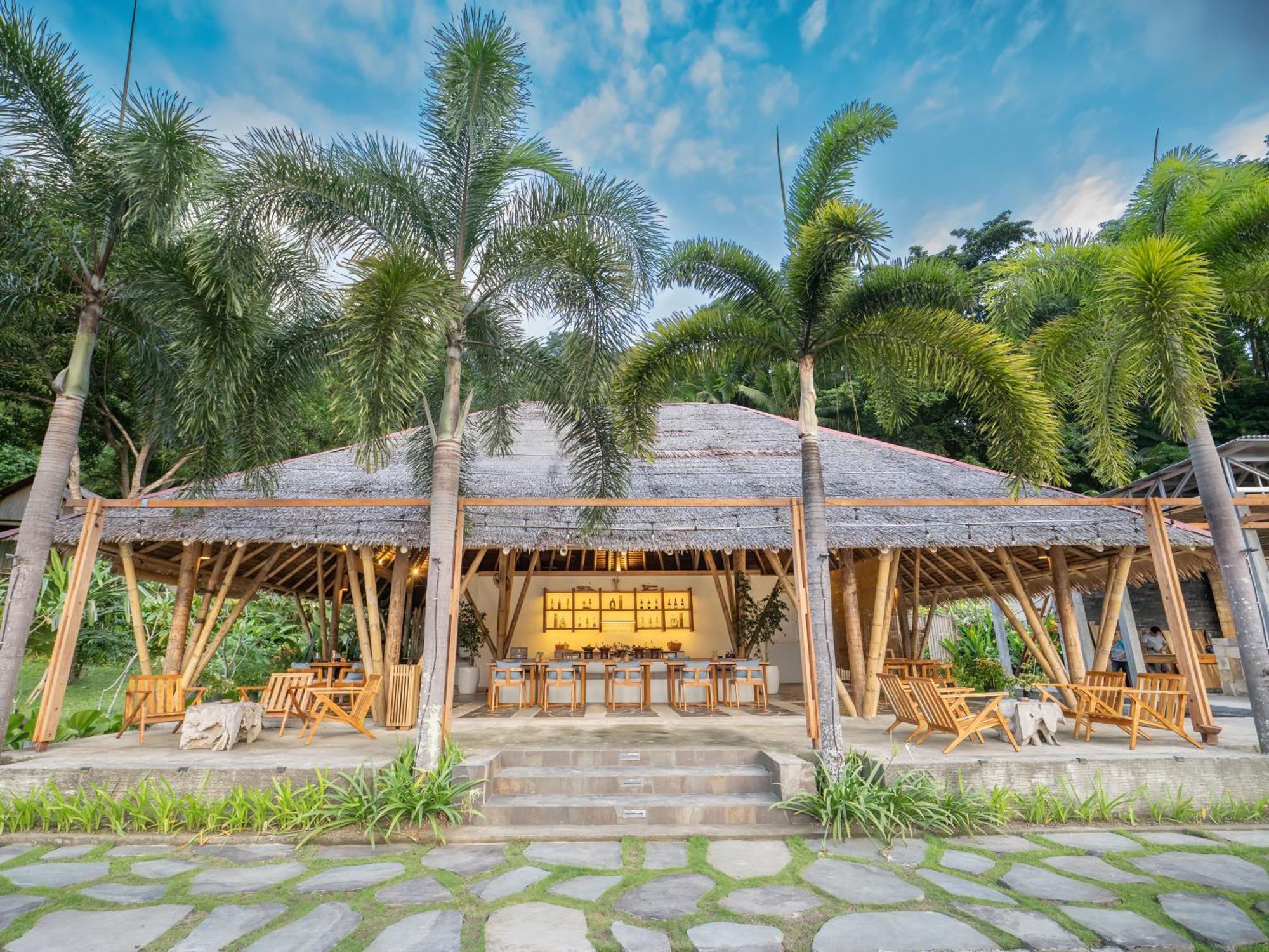 D'Lagoon Dive Resort Bitung Zewnętrze zdjęcie